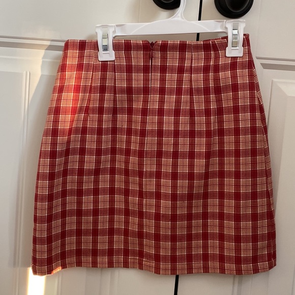 brandy melville skirt - Picture 2 of 5
